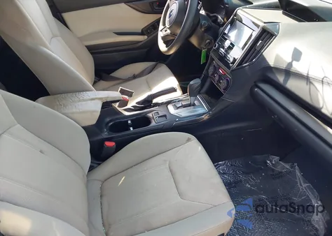 2021 Subaru Impreza 5-Door z USA, uszkodzony, nr VIN 4S3GTAB62M3701463